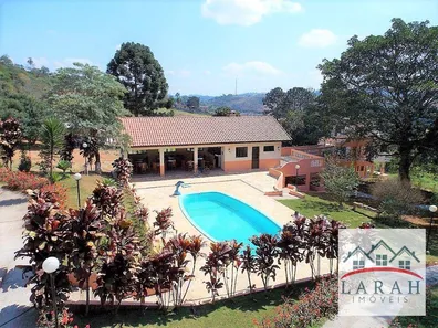 Fazenda / Sítio / Chácara com 5 Quartos para alugar, 640m² no Jardim São Miguel, Cotia