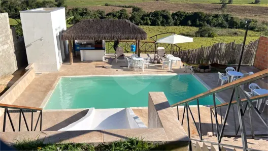 Fazenda / Sítio / Chácara com 3 Quartos à venda, 230m² no Jundiaquara, Araçoiaba da Serra