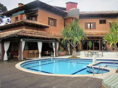 Casa de Condomínio com 4 Quartos para venda ou aluguel, 850m² no Granja Viana, Cotia