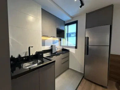 Apartamento com 1 Quarto para alugar, 33m² no Centro, Curitiba
