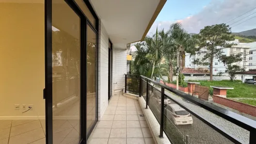 Apartamento com 2 Quartos à venda, 72m² no Corrêas, Petrópolis