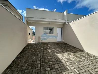 Casa com 2 Quartos à venda, 84m² no Vila Santa Rosália, São Roque