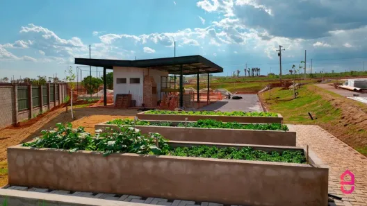 Terreno / Lote / Condomínio à venda, 790m² no Paranoá, Brasília