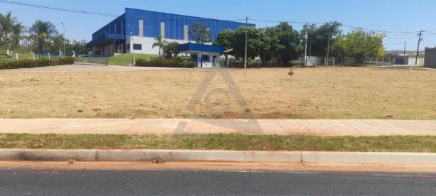 Galpão / Depósito / Armazém à venda, 2200m² no Cascata, Paulínia