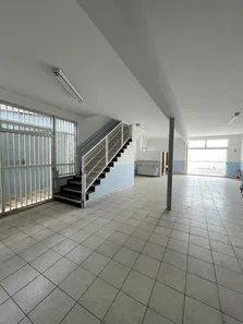 Prédio Inteiro com 1 Quarto para venda ou aluguel, 750m² no Centro, Salto