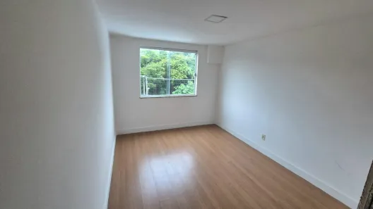 Galpão / Depósito / Armazém para venda ou aluguel, 450m² no Anil, Rio de Janeiro