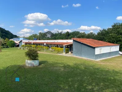 Fazenda / Sítio / Chácara para alugar, 1100m² no Vila Garcia (São Silvestre), Jacareí