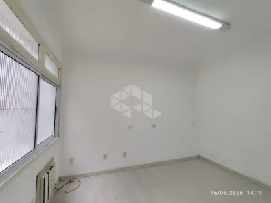 Terreno / Lote / Condomínio para alugar, 37m² no Centro, Santa Maria
