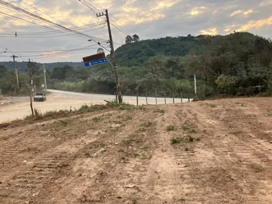 Terreno / Lote Comercial à venda, 9290m² no Zona Rural, Araçariguama