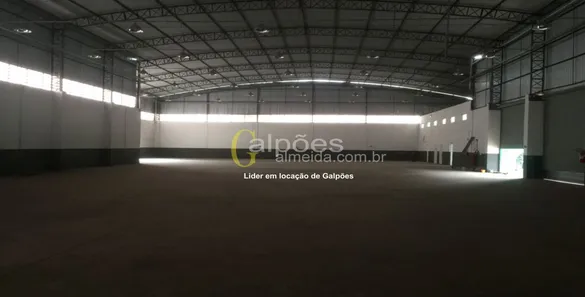 Galpão / Depósito / Armazém para alugar, 1400m² no Santa Fé, Osasco