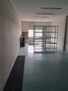 Galpão / Depósito / Armazém à venda, 585m² no Jardim Celani, Salto
