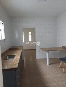 Casa Comercial com 2 Quartos para alugar, 140m² no Jardim Armênia, Mogi das Cruzes