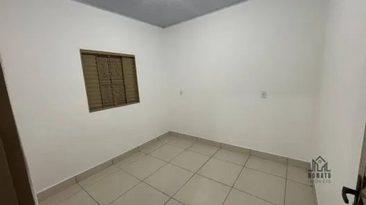 Casa com 4 Quartos para alugar, 122m² no Setor Palmares, Trindade