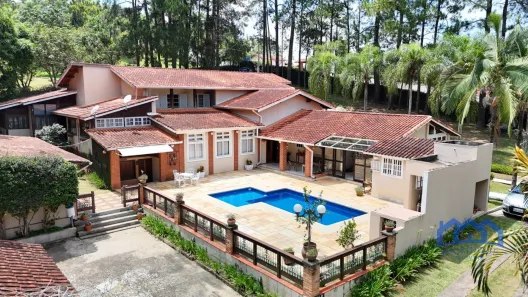 Fazenda / Sítio / Chácara com 10 Quartos à venda, 3500m² no , Mairinque