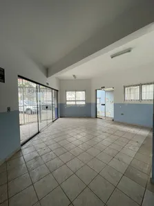Prédio Inteiro com 1 Quarto para venda ou aluguel, 750m² no Centro, Salto