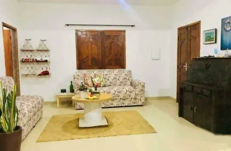 Casa com 5 Quartos à venda, 250m² no , 