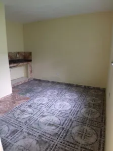 Casa com 2 Quartos para alugar, 18m² no Vila São João, São João de Meriti