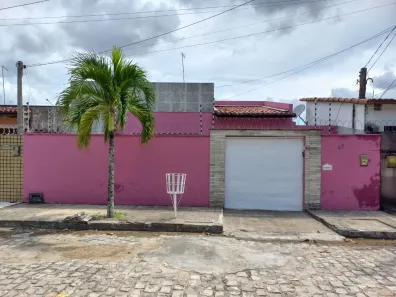 Casa com 3 Quartos para alugar, 85m² no Monte Castelo, Parnamirim