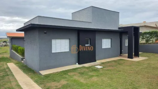 Fazenda / Sítio / Chácara com 2 Quartos à venda, 180m² no Sarapui, Sarapuí