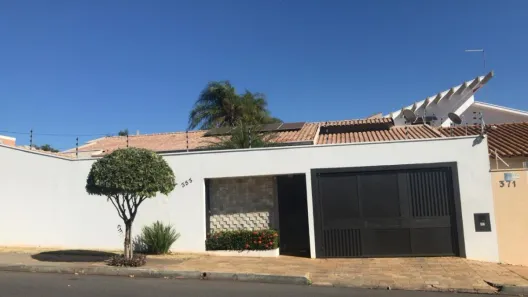 Casa com 3 Quartos à venda, 200m² no Jardim das Roseiras, Araraquara