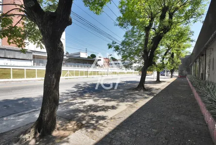 Prédio Inteiro para alugar, 1361m² no Jaguaré, São Paulo