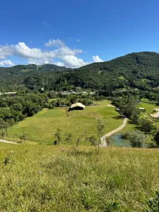 Fazenda / Sítio / Chácara à venda, 250000m² no Vargem Grande, Águas Mornas