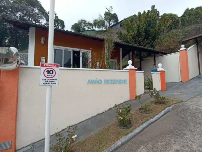Casa de Condomínio com 3 Quartos à venda, 135m² no Bom Retiro, Teresópolis