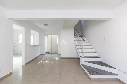 Sobrado com 3 Quartos para alugar, 130m² no Boa Vista, Curitiba