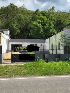 Casa com 2 Quartos à venda, 80m² no Tinguá, Nova Iguaçu