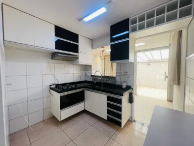 Casa de Condomínio com 2 Quartos para alugar, 58m² no Jardins Mangueiral, Brasília