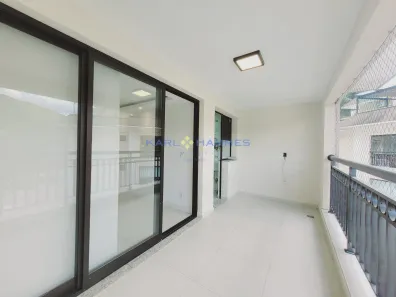 Cobertura com 3 Quartos à venda, 173m² no Itaipava, Petrópolis