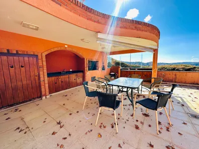 Casa de Condomínio com 6 Quartos para venda ou aluguel, 576m² no Lot Valeu Noiva, Campos do Jordão