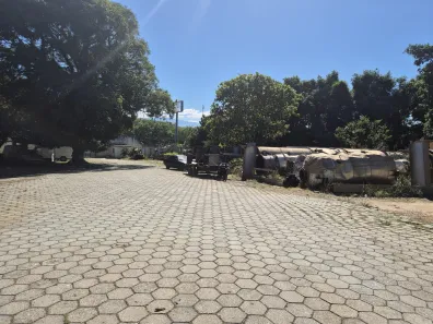Galpão / Depósito / Armazém para venda ou aluguel, 4000m² no Parque Mondesir, Lorena