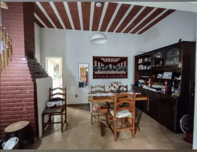 Fazenda / Sítio / Chácara com 2 Quartos à venda, 200m² no , Piraí