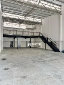 Galpão / Depósito / Armazém para alugar, 351m² no Serraria, Diadema