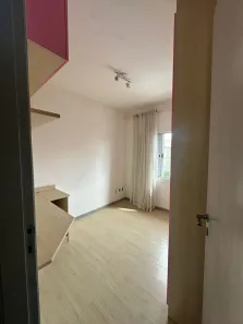 Casa de Condomínio com 3 Quartos para alugar, 100m² no Parque Renato Maia, Guarulhos