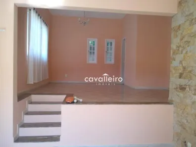 Casa com 4 Quartos para venda ou aluguel, 250m² no Flamengo, Maricá