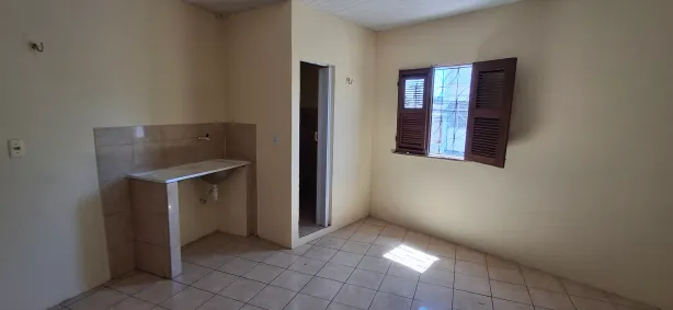 Kitnet com 1 Quarto para alugar, 30m² no Centro, Fortaleza