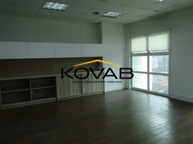 Conjunto Comercial / Sala para alugar, 120m² no Vila São Francisco (Zona Sul), São Paulo
