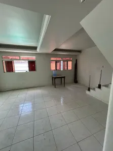 Casa com 5 Quartos para venda ou aluguel, 250m² no Campo Grande, Recife