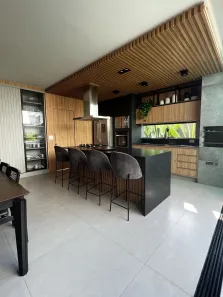 Casa de Condomínio com 4 Quartos à venda, 350m² no Papagaio, Feira de Santana