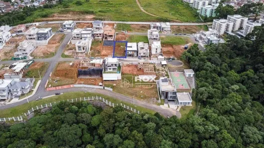 Terreno / Lote / Condomínio à venda, 300m² no Tanguá, Almirante Tamandaré