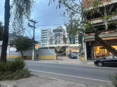 Galpão / Depósito / Armazém para alugar, 180m² no Várzea, Teresópolis