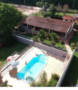 Fazenda / Sítio / Chácara com 2 Quartos para venda ou aluguel, 239m² no Monte Verde, Limeira