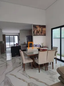 Casa de Condomínio com 3 Quartos para venda ou aluguel, 150m² no Parque Residencial Itapeti, Mogi das Cruzes