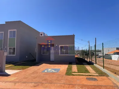 Casa de Condomínio com 3 Quartos para alugar, 62m² no Centro, Brasília