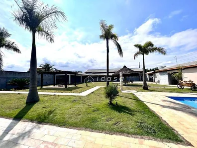 Fazenda / Sítio / Chácara com 3 Quartos à venda, 270m² no Tataúba, Caçapava