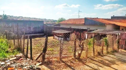 Terreno / Lote / Condomínio para alugar, 180m² no Conjunto Habitacional Victor D'Andrea, Limeira