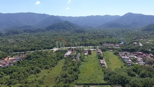 Galpão / Depósito / Armazém à venda, 700m² no Camburi, São Sebastião