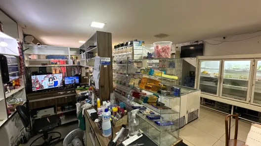 Loja / Salão / Ponto Comercial à venda, 150m² no Cabeçudas, Itajaí